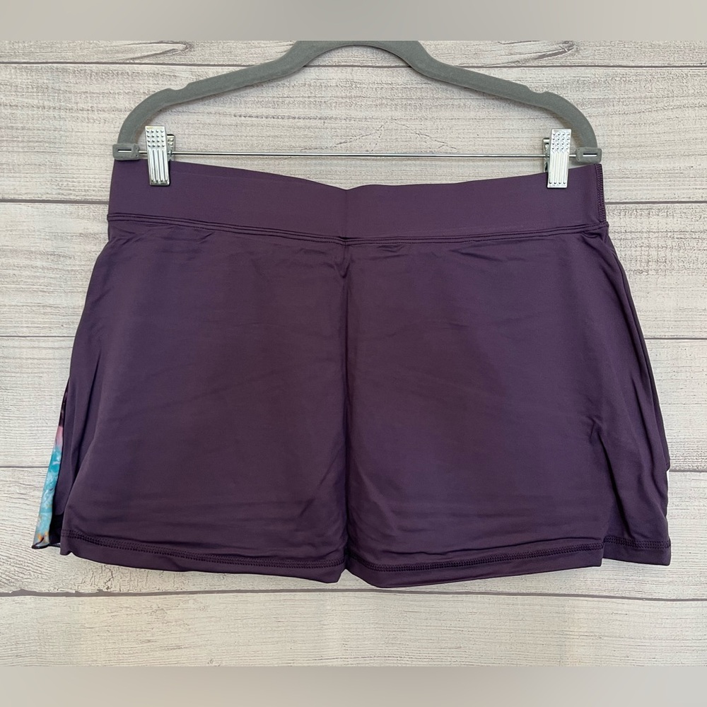 SOFIBELLA | NWT UPF 50 Asymmetrical Print Accent Skort - Picture 5 of 8